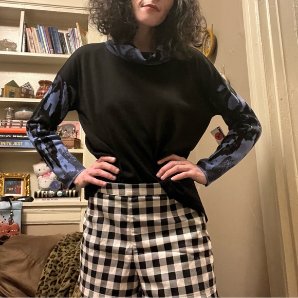 🏷️ totw • black & blue long sleeve sleeve turtleneck with aztec abstract print - Picture 16 of 16